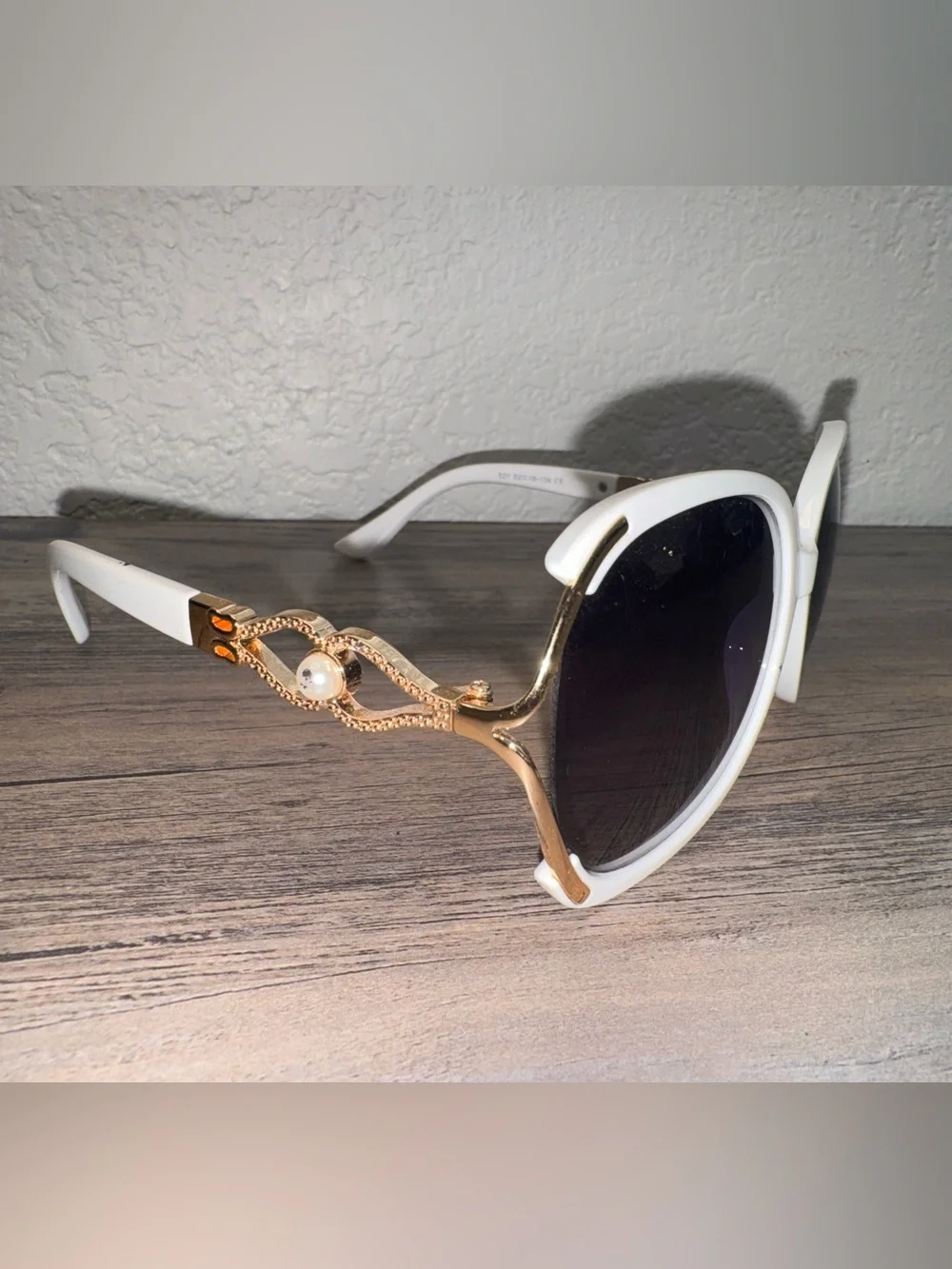 Women's White Sunglasses with Gold Decorative Chain Accent